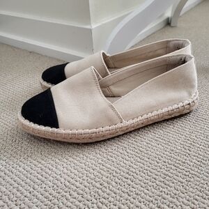 EUC Black and Cream Espadrilles